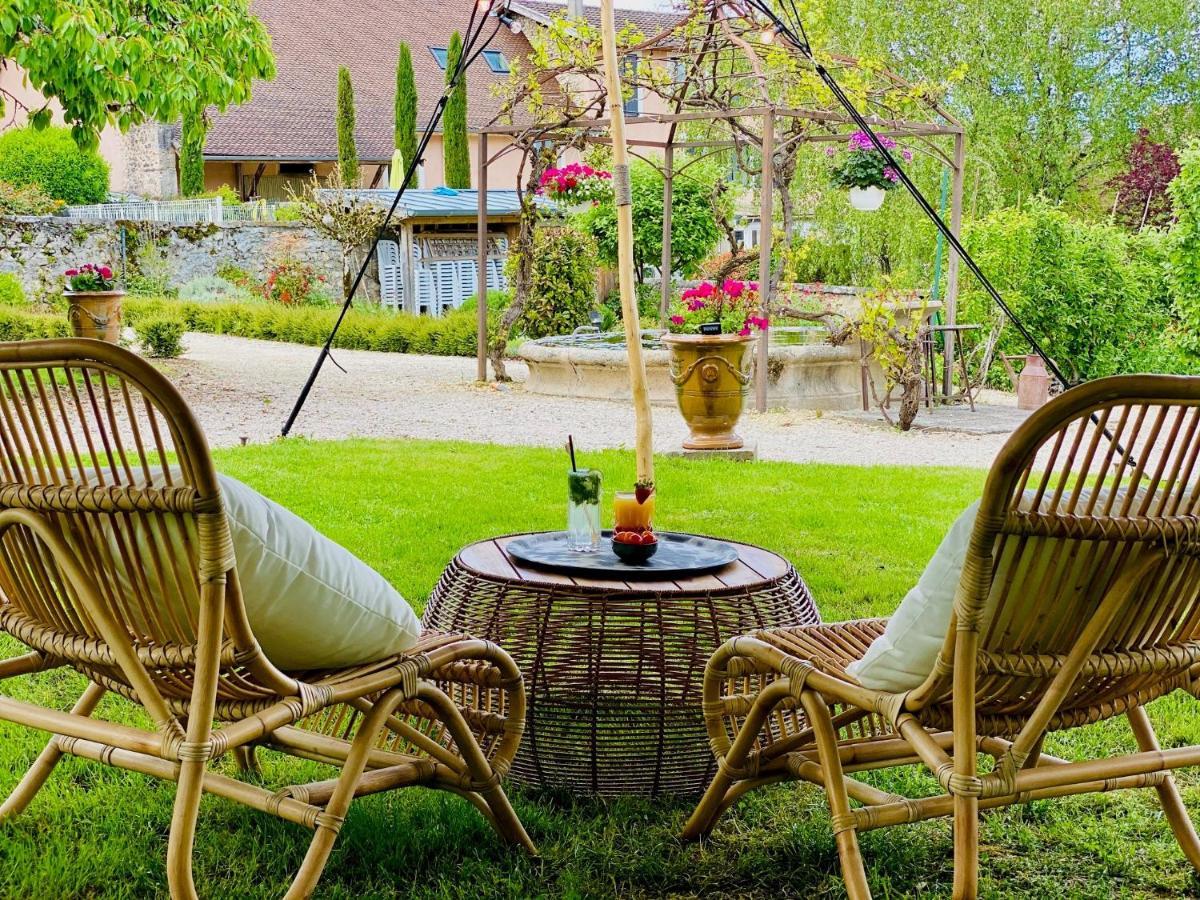 Les Villas Du Domaine De Suzel 维涅吕 外观 照片